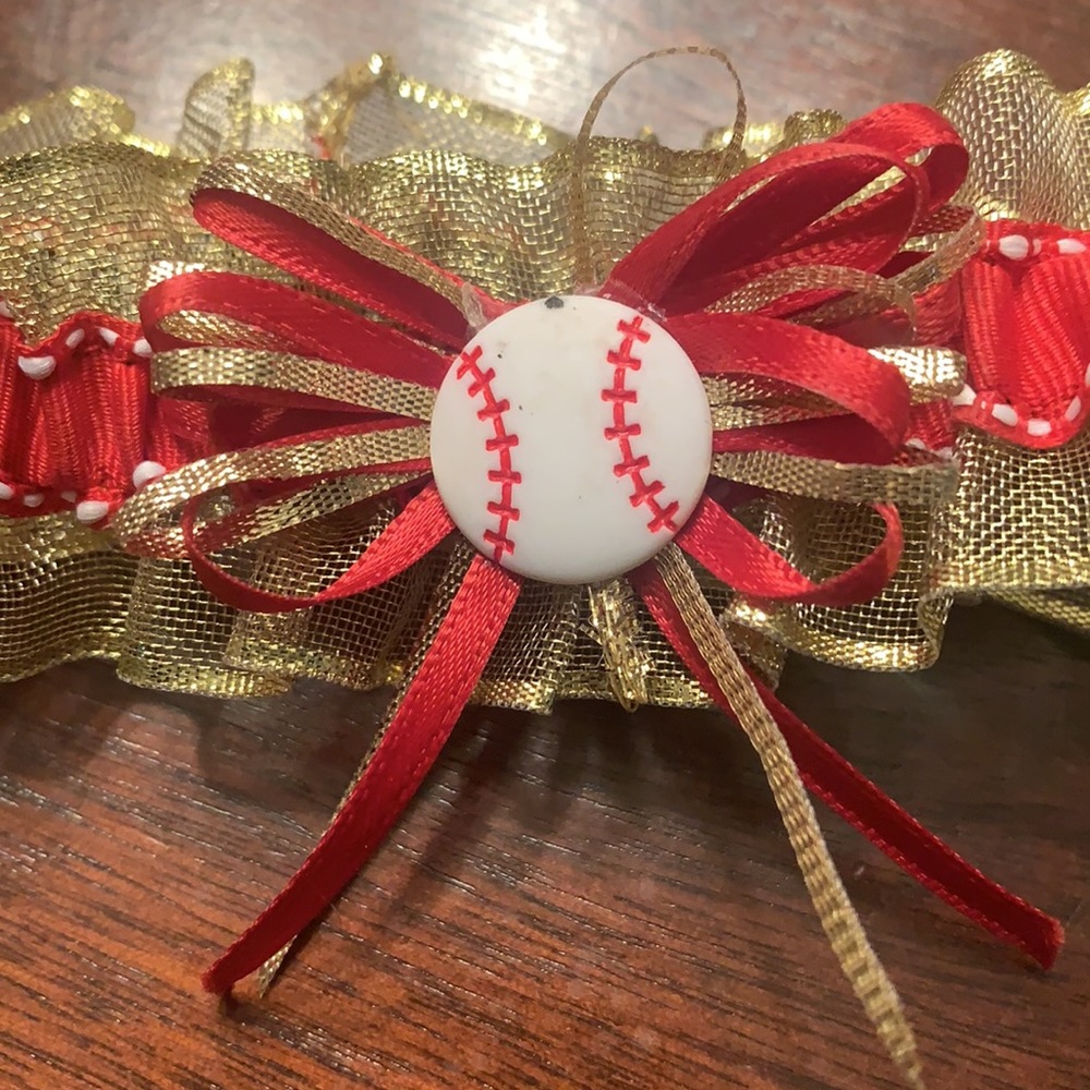 Baseball Garter - Picture 2 of 4